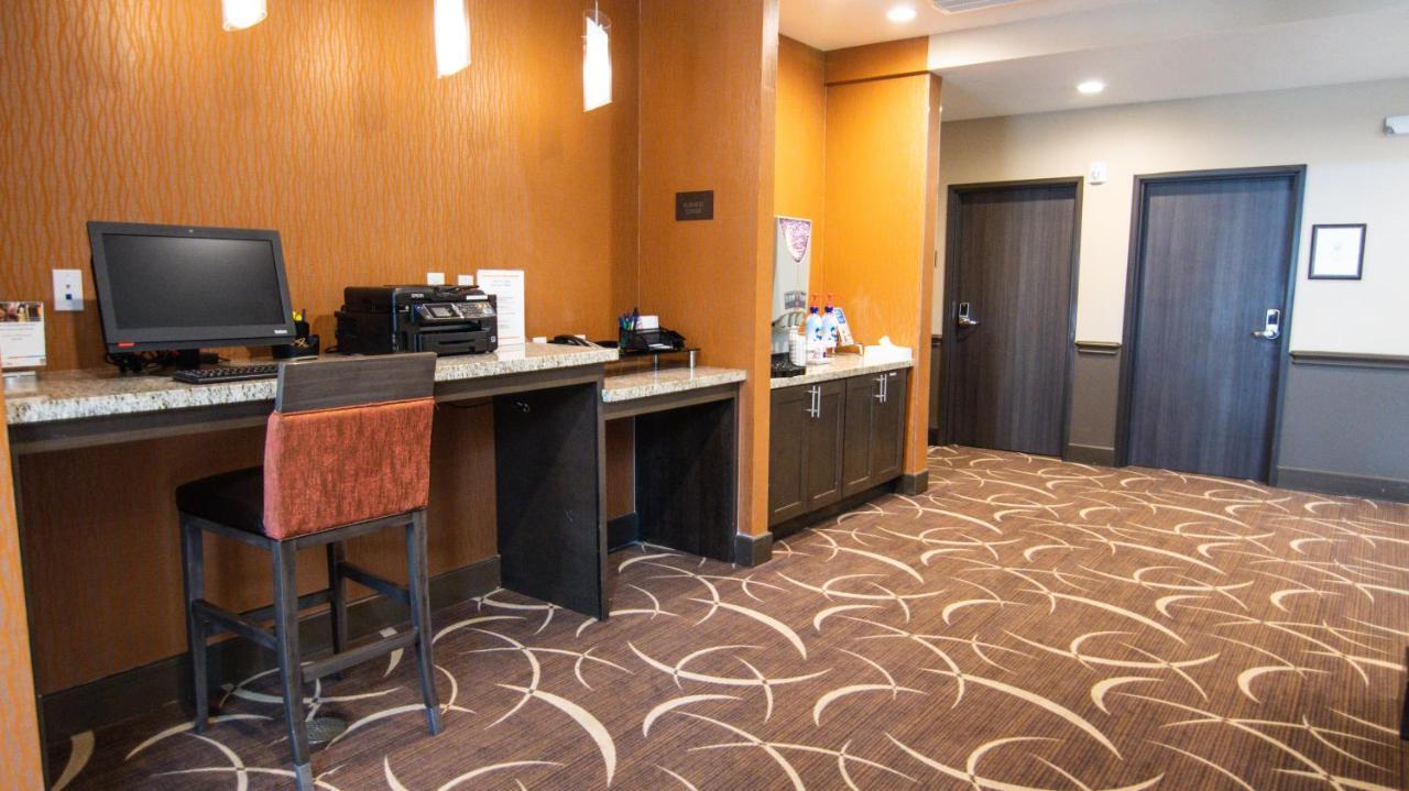 Comfort Suites Near Sam Houston Race Park Jersey Village Eksteriør billede