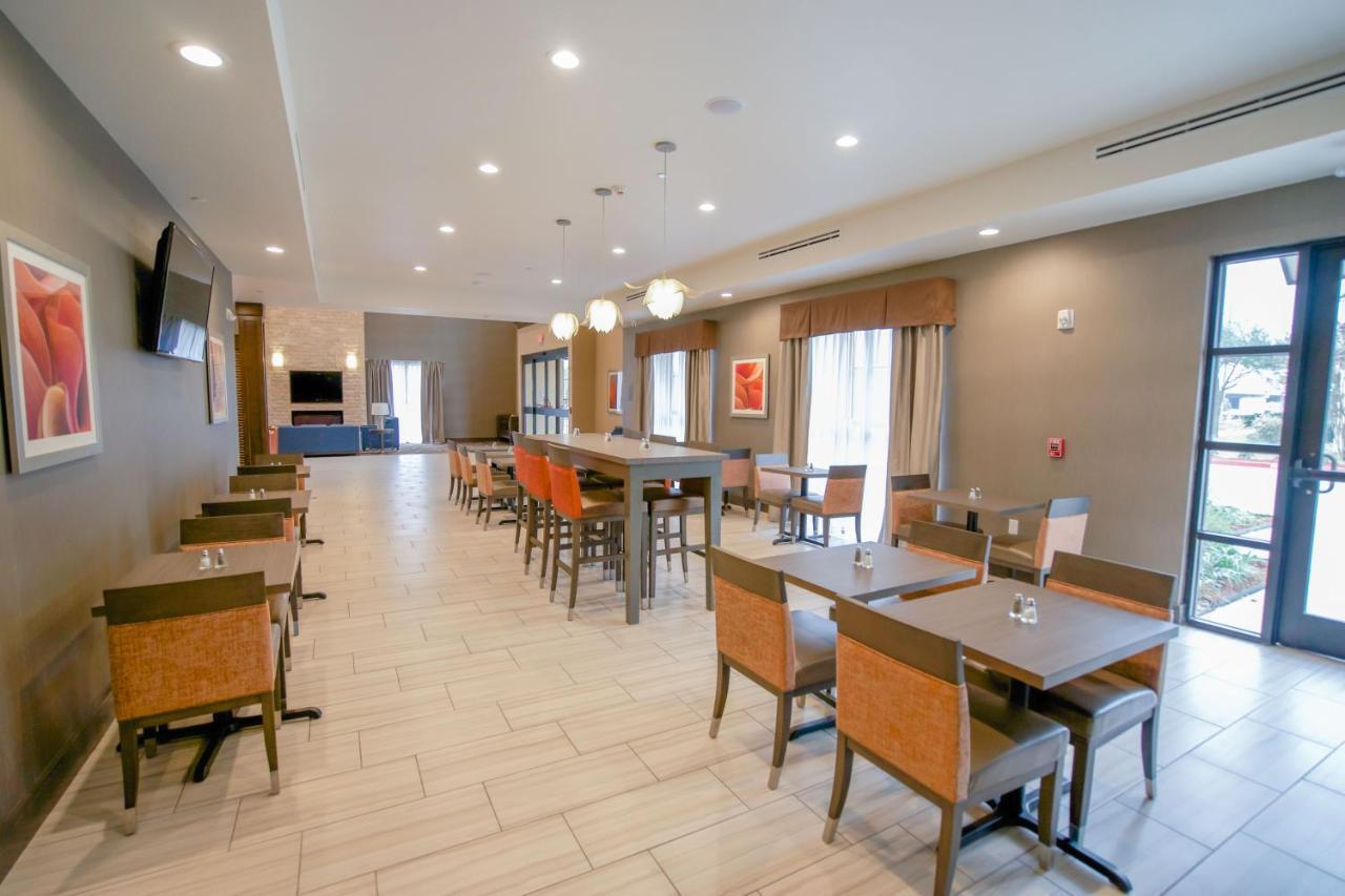 Comfort Suites Near Sam Houston Race Park Jersey Village Eksteriør billede